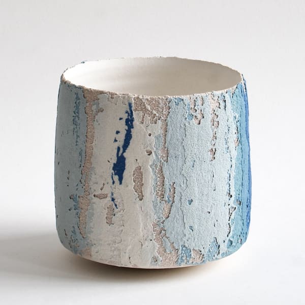 Clare Conrad, Small 'Cylinder' Vessel, 2024