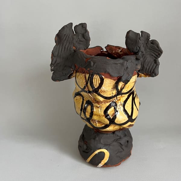 Dylan Bowen, Handled Shape, 2024