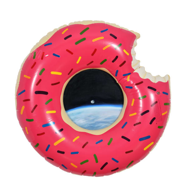 Julia Curylo, Cosmos in donat, 2021
