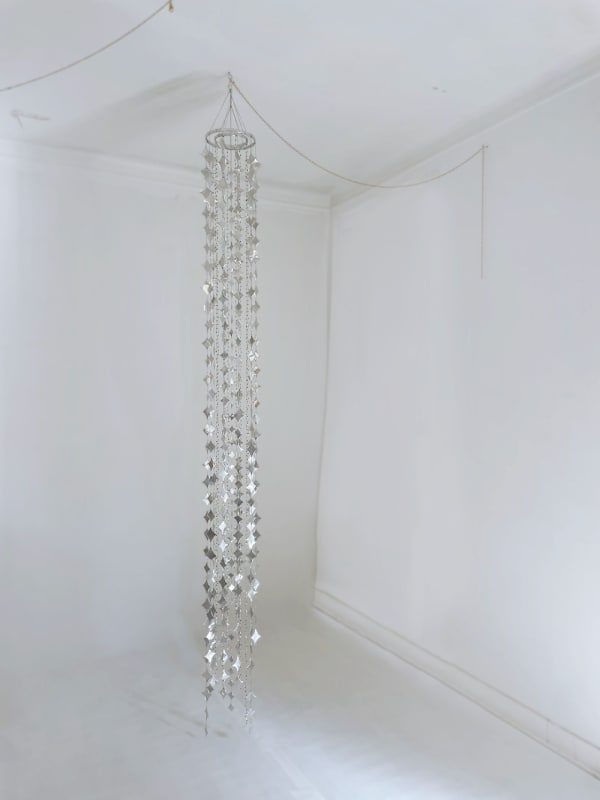 Sofía Bonilla Otoya, You twinkle suspended in the space between the leaves, 2024