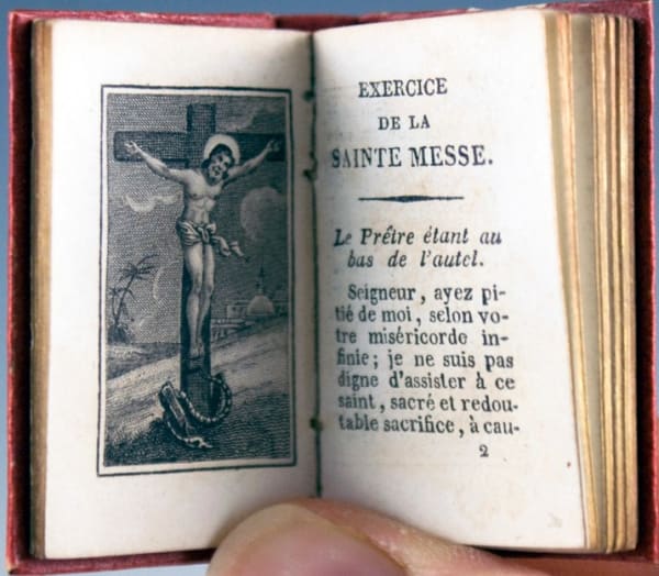 Le Petit Paroissien de la Jeunesse. Interior page with engraving of Christ on the cross.