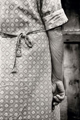 Tessa Traeger, From the series Voices of the Vivarais, Apron, 1997