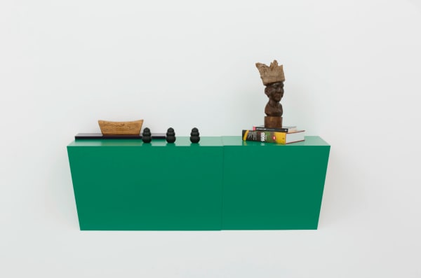 Haim Steinbach, Field lunch with game theory, 2022