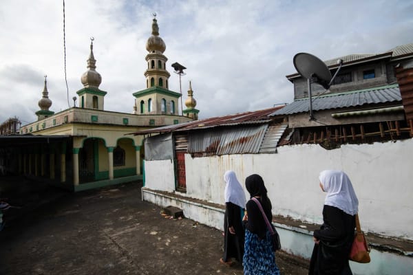 Jacob Maentz, Neighborhood Mosque, 2022