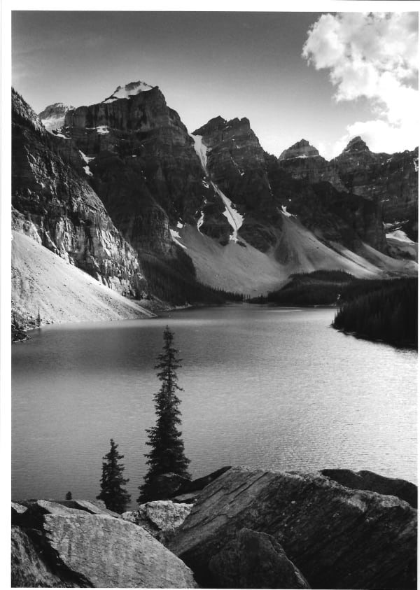 Dwight Lu, Moraine Lake (Alberta), 2022