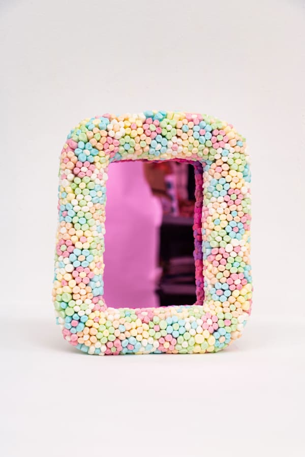 Simone Post, Sweet Reflection - Flower Frame