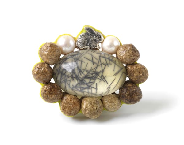 Beppe Kessler, Rabbit brooch 3