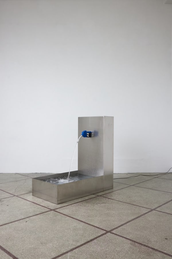 Thordur Hans, Fountain