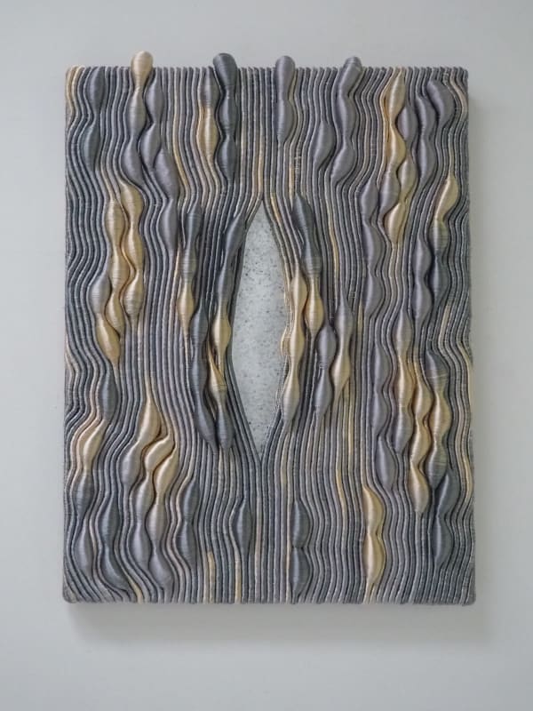 Joana Schneider, Diamonds and Pearls, 2025