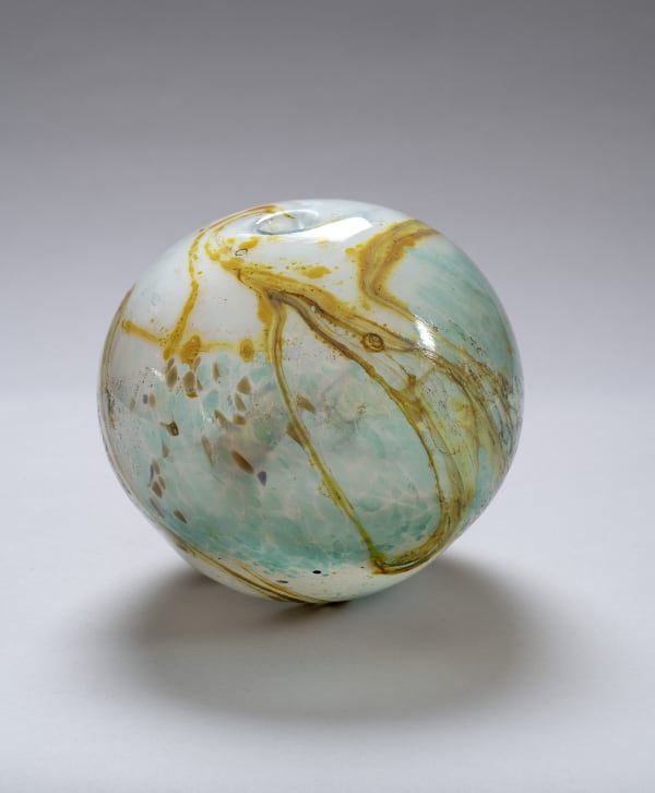 Sam Herman 1936-2020Untitled, 1981 blown glass height 21 cm