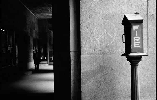 Jim Marshall, Peace sign on wall