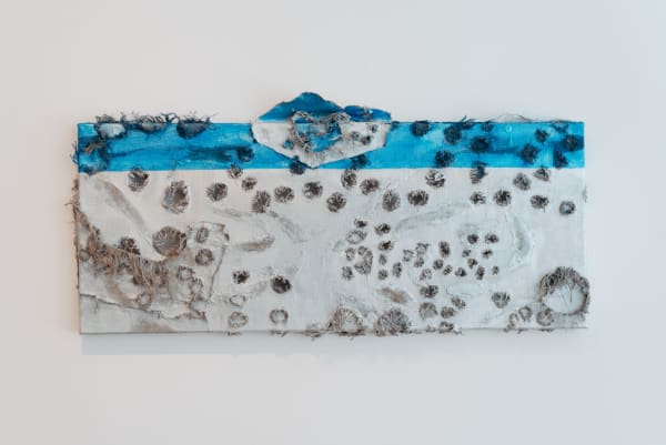 Tami Soji-Akinyemi Filament, 2024 Acrylic on linen 17 18/25 x 43 31/100 in 45 x 110 cm