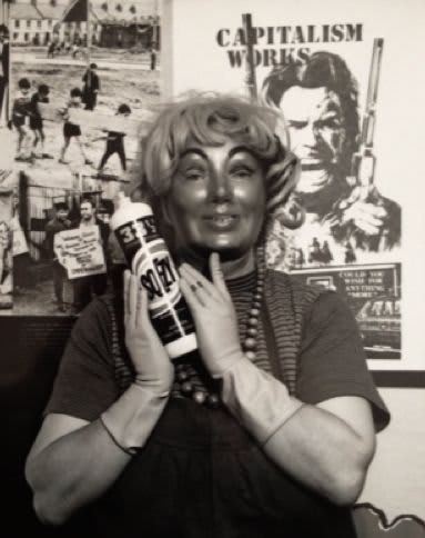 Jo SPENCE/Terry DENNETT, Realisation: Remodelling Photo History, 1981-82