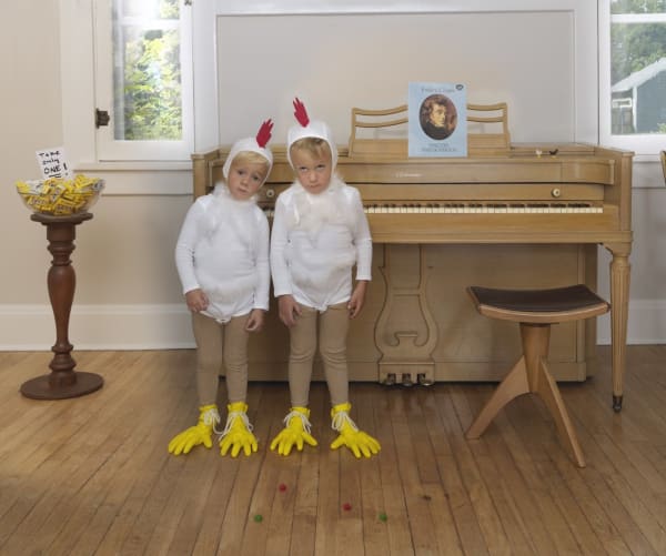 Julie Blackmon, Chicken Littles, 2021