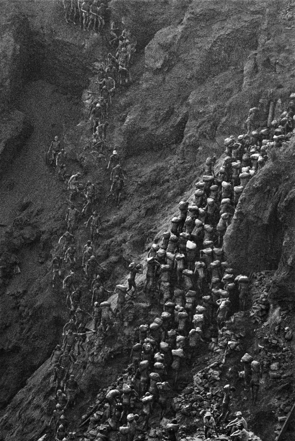 Sebastião Salgado, Serra Pelada gold mine, State of Pará, Brazil, 1986