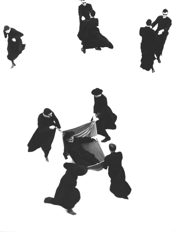 Mario Giacomelli, Pretini 71 (Phaidon 2 Pretini 71 24.2 in carpet-vertical), 1968