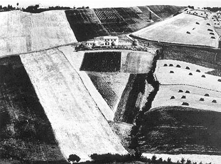 Mario Giacomelli, Paesaggio 1, 1975