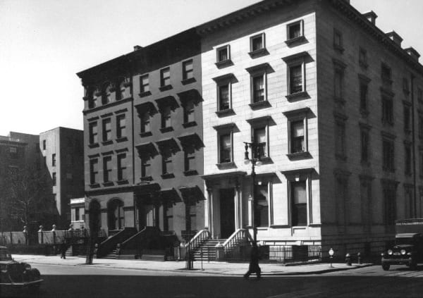 Berenice Abbott, Fifth Avenue Houses, c. 1936/1976