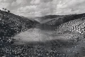 Sebastião Salgado, Rwanda (Zone Turquoise Refugee Camp), 1995/2001