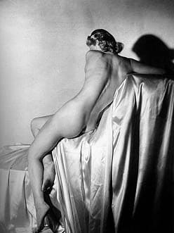 Horst P. Horst, Lisa on Silk 1, 1940