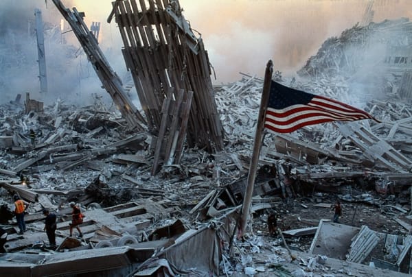 Steve McCurry, USA-10014 Work Crews Clear Wreckage, 2001
