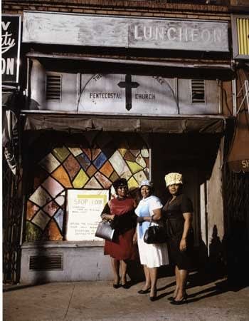 Evelyn Hofer, Harlem Church, New York, 1964