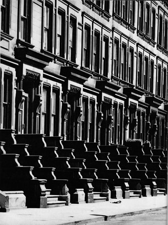 Evelyn Hofer, Westside Brownstones, New York, 1965