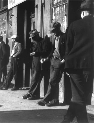 Dorothea Lange, Unemployed Men on Howard Street between Third and Fourth, San Francisco, 1934
