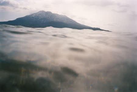 Asako Narahashi, Iso, from the series half awake and half asleep in the water, 2005