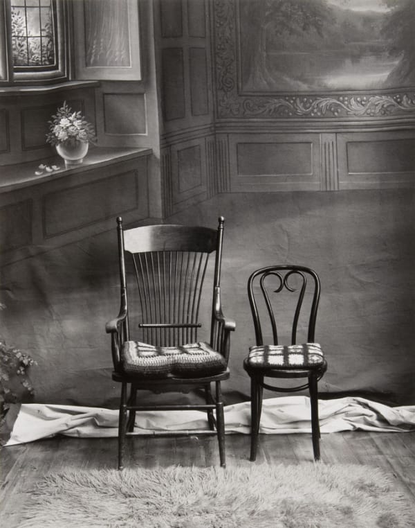 Evelyn Hofer, Two Chairs, London, 1975