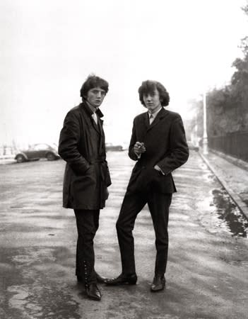 Evelyn Hofer, Mods, Fitzwilliam Square, Dublin, 1967