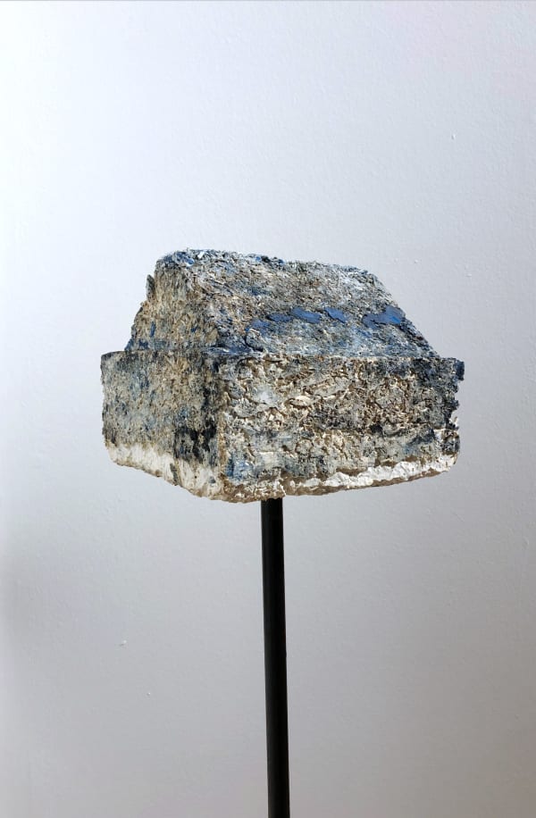 Billy Brown, Hut on stand – Speckled Blue