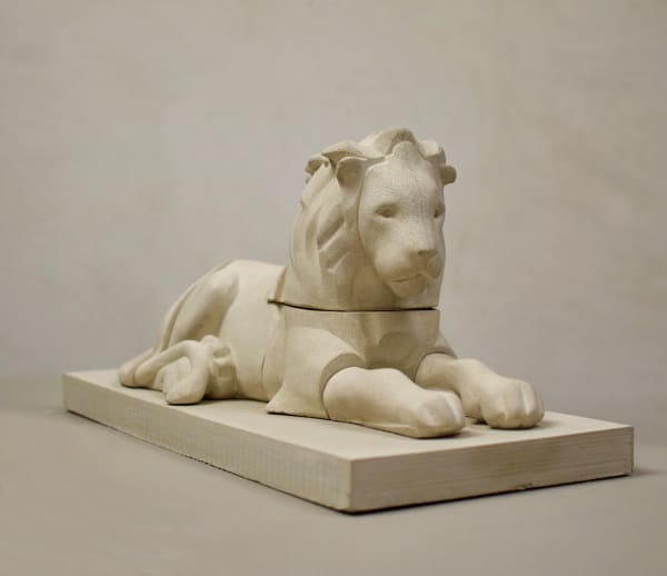 Kenny Hunter RSA Model for a Monument (Lion), 2022 Jesmonite 57 x 28 x 25 cm