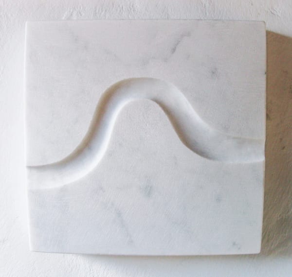 Jake Harvey RSA Flow, 2020 White marble 18 x 18 x 4 cm