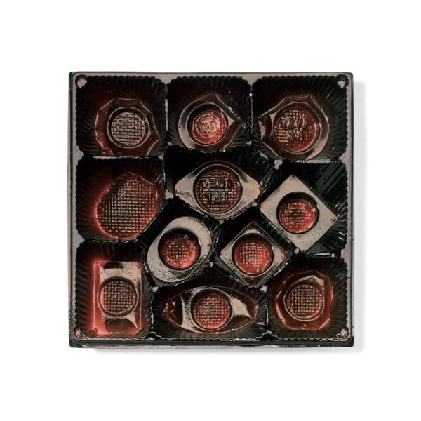 Candy Tray: Whitmans, 2002