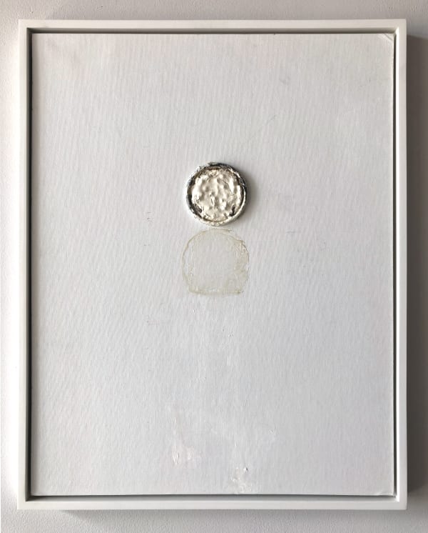 Alejandro Diaz Place / Replace, 2016 Acrylic and paint can lid on canvas 28 x 22 in 71.1 x 55.9 cm