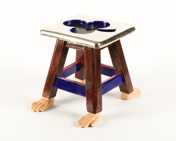 Pedro Friedeberg Banco trébol, 2021 Carved, painted, and gilt wood 10.3 x 14.1 x 14.1 in 26 x 36 x 36 cm