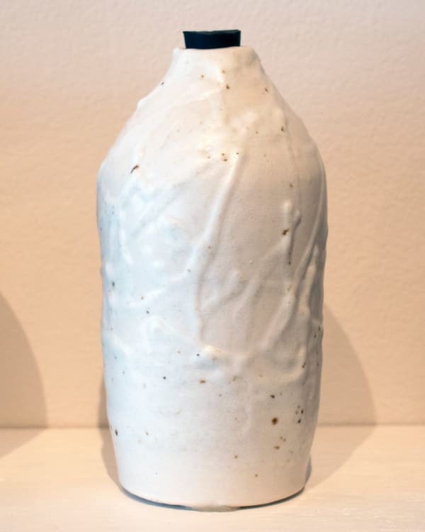 Nate Cassie Very Large Array, 2022 Nuka ash on porcelain 6 x 3 x 3 in 15.2 x 7.6 x 7.6 cm