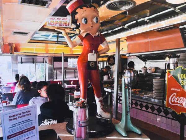 Yigal Ozeri, Betty at Your Service; Americana, 2022