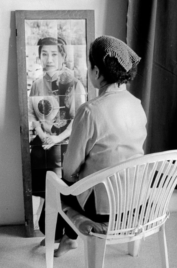 Prateep Suthathongthai, Stillness of (her) reflection, 2005
