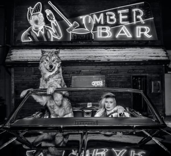 David Yarrow, Coyote Ugly, 2019