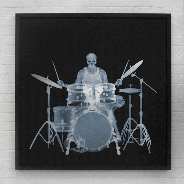 Nick Veasey, Drummin' (Lenticular), 2022