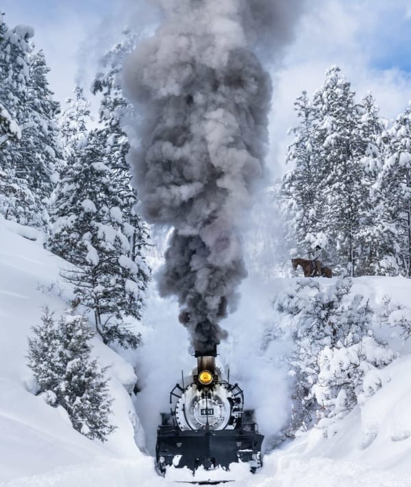 David Yarrow, Parts Unknown III (color), 2023