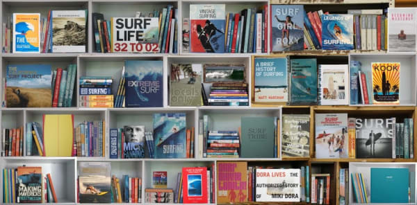 Max Steven Grossman, Surf Life (lightbox), 2020