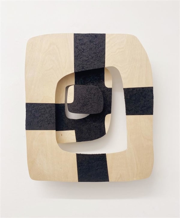 Kerin Casey Observe, 2022 plywood and acrylic paint, pumice gel 56.0 x 47.0 x 8.5 cm