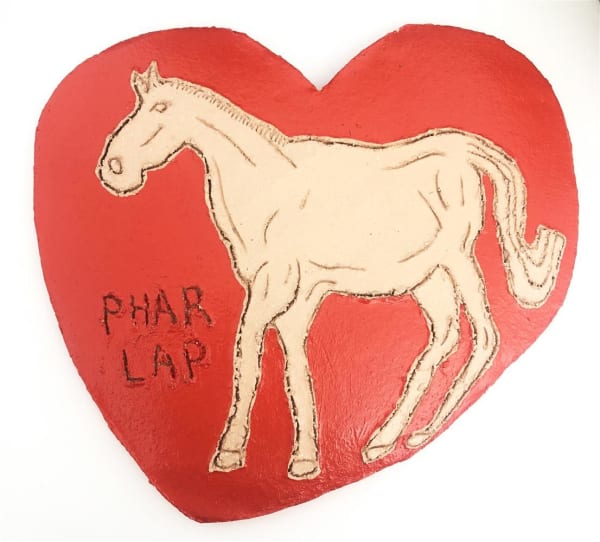 Claudia Kogachi Phar Lap, 2020 clay, paint 20.0 x 20.0 cm