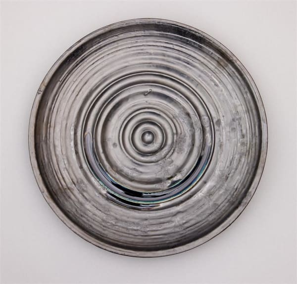 Iza Lozano Agua que corre 3, 2023 Stoneware clay, marble, bone ash and iron rich glaze 28.0 x 28.0 cm
