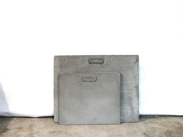 Dorota Broda I will call you, 2014 Concrete, wire mesh 69.0 x 86.0 x 2.5 cm