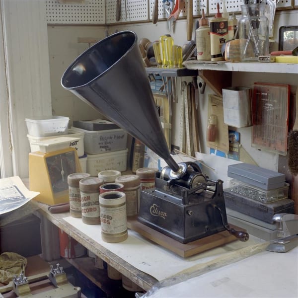 Hamish Mclaren Untitled, 2019 120mm negative, digital scan, inkjet Print, edition of 3 68.0 x 68.0 cm