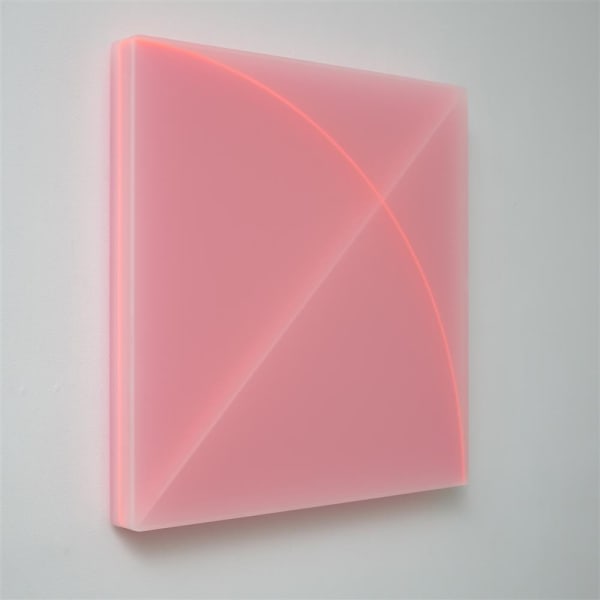 Karyn Taylor Arc Crossed, 2018 acrylic, edition of 3 600 x 600 x 70 mm